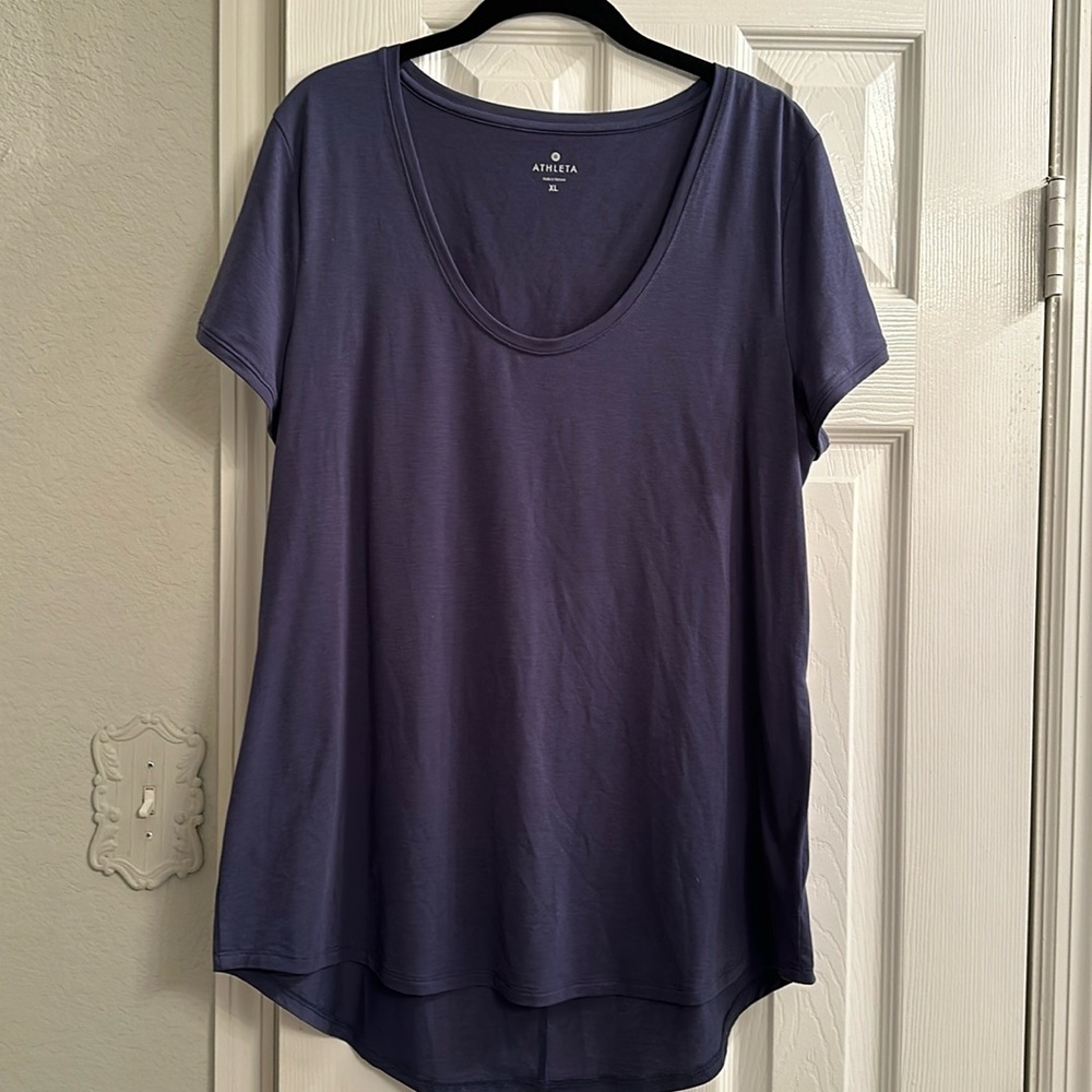 Athleta top